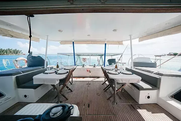 Lagoon 570 | Charcot