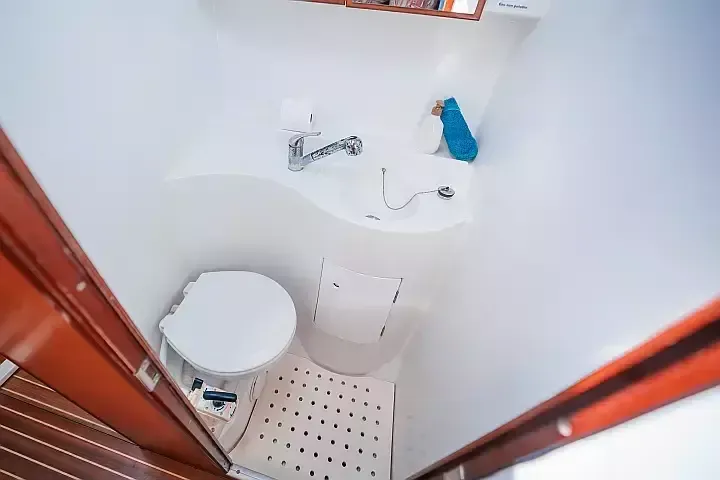 Lagoon 570 | Charcot