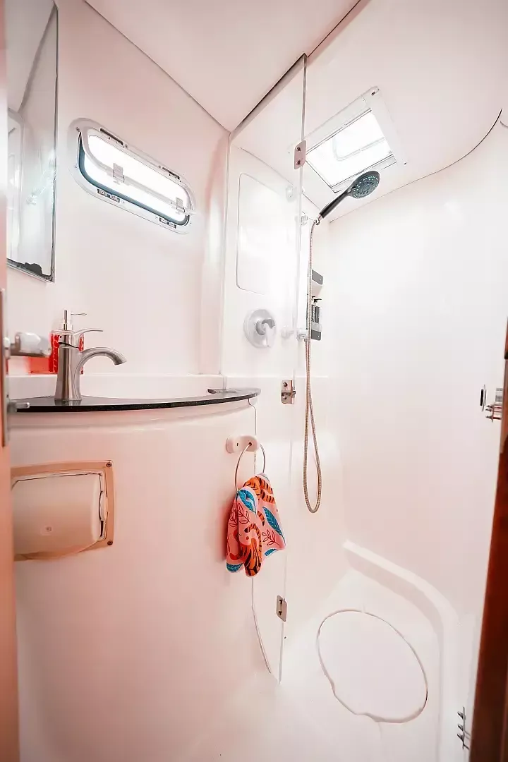 Leopard 40 | One Love