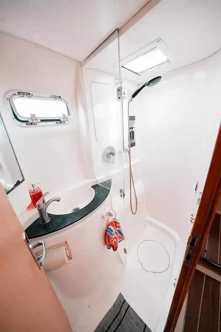 Leopard 40 | One Love