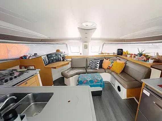 Fountaine Pajot Lipari 41 | Atila