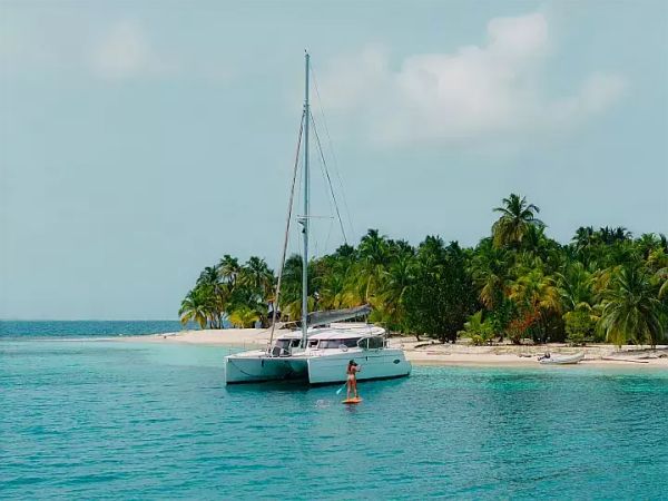 Fountaine Pajot Lipari 41 | Atila