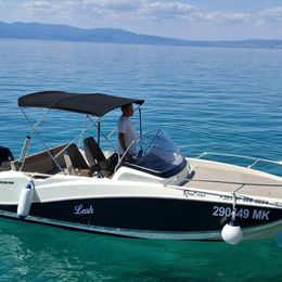 Quicksilver 605 | Leah