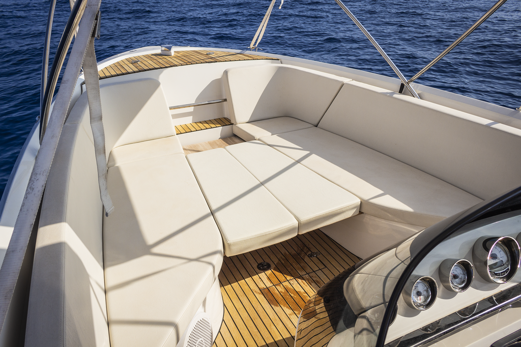 Frauscher 858 Fantom Air | C Star