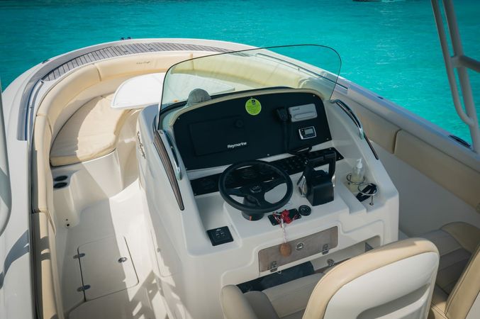 Chris Craft Catalina 30 | Summer Escape