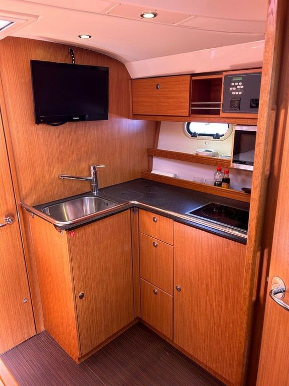 Bavaria Sport 34 | Claudia