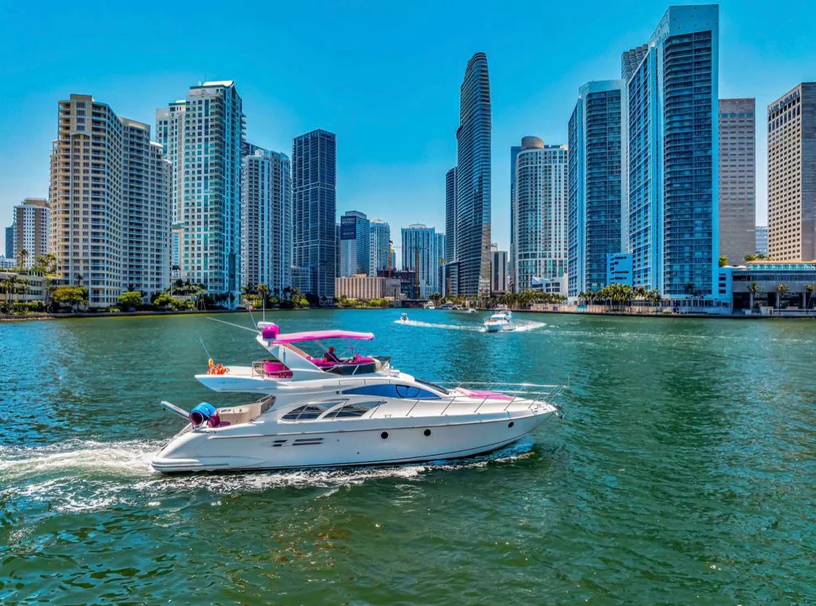 Azimut 60 | Pink Panther