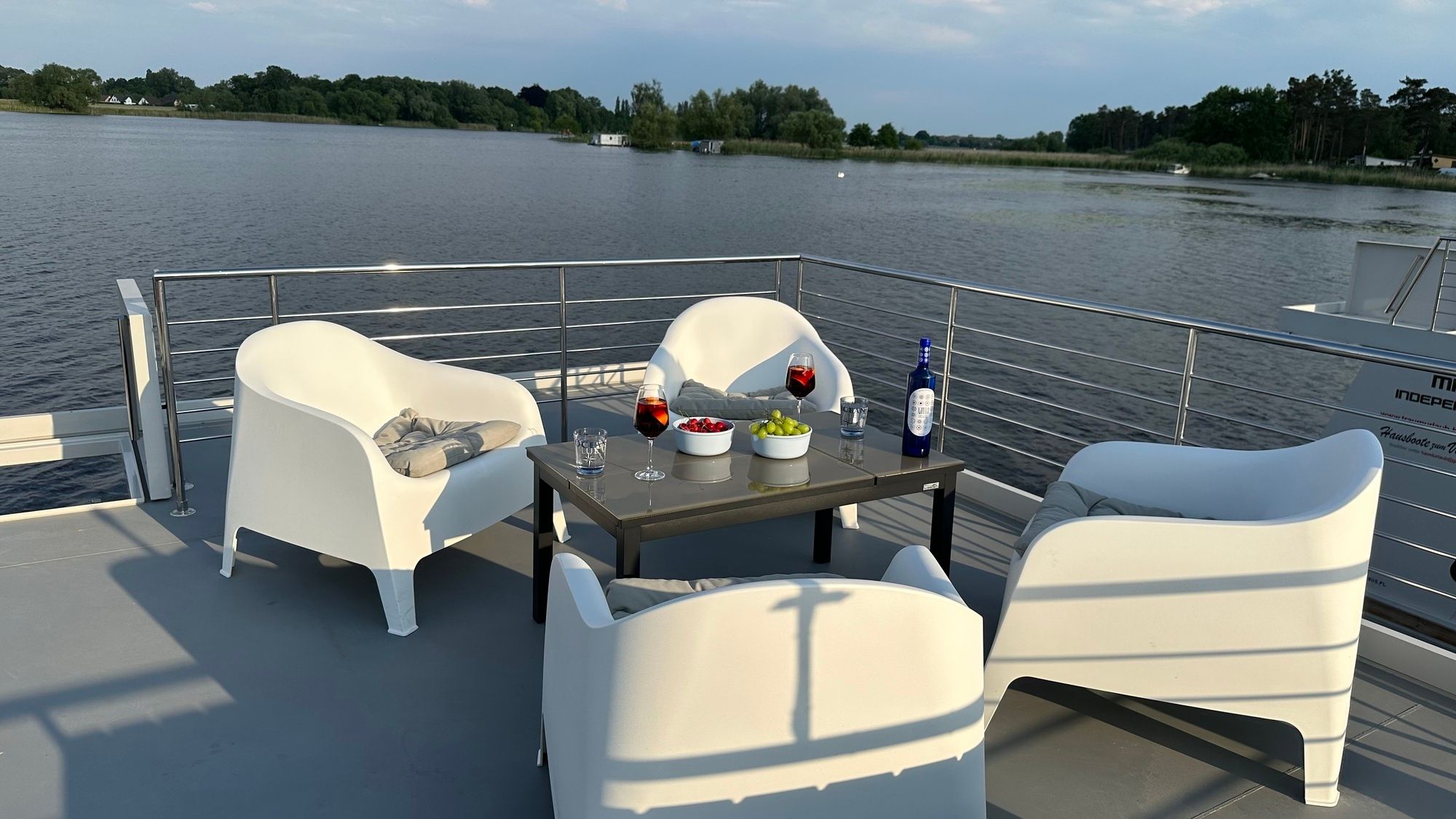 Waterbus S.C. Independent 10 | Kolibri
