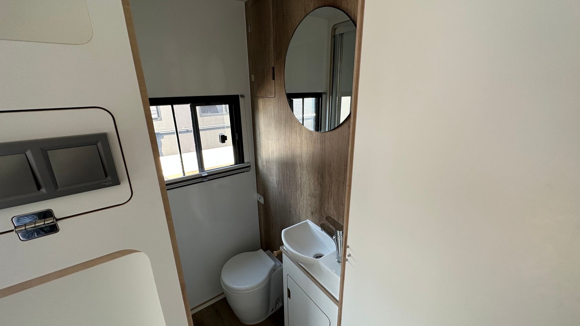 Waterbus S.C. Independent 10 | Kolibri