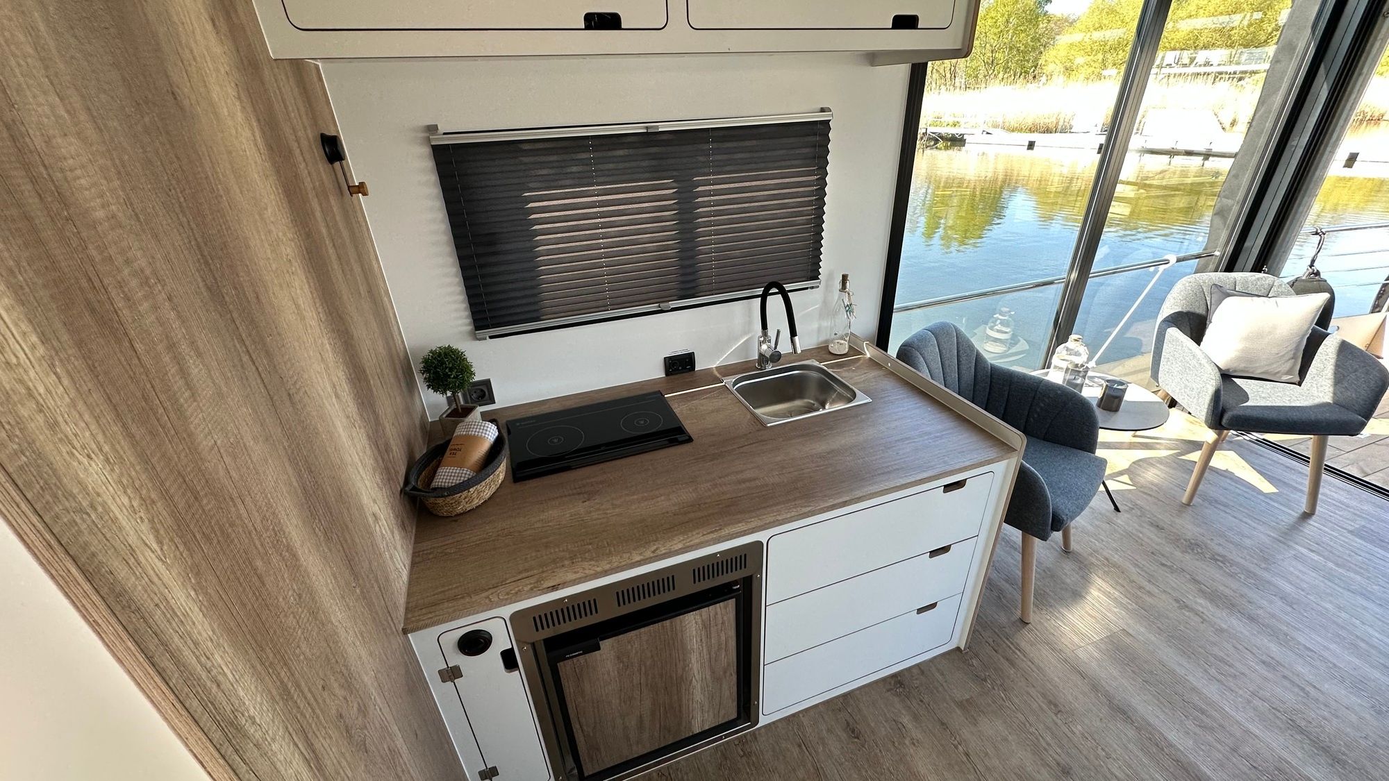 Waterbus S.C. Independent 10 | Kolibri
