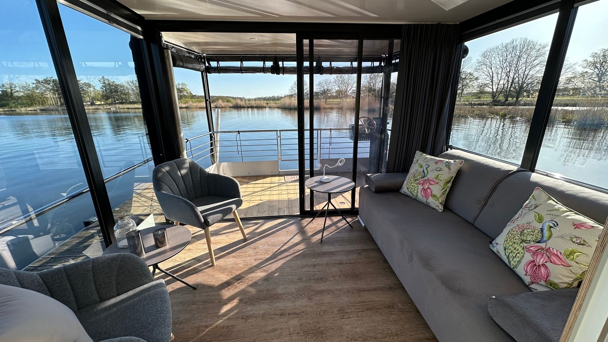 Waterbus S.C. Independent 10 | Kolibri