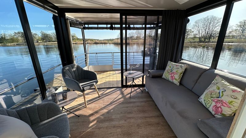 Waterbus S.C. Independent 10 | Kolibri