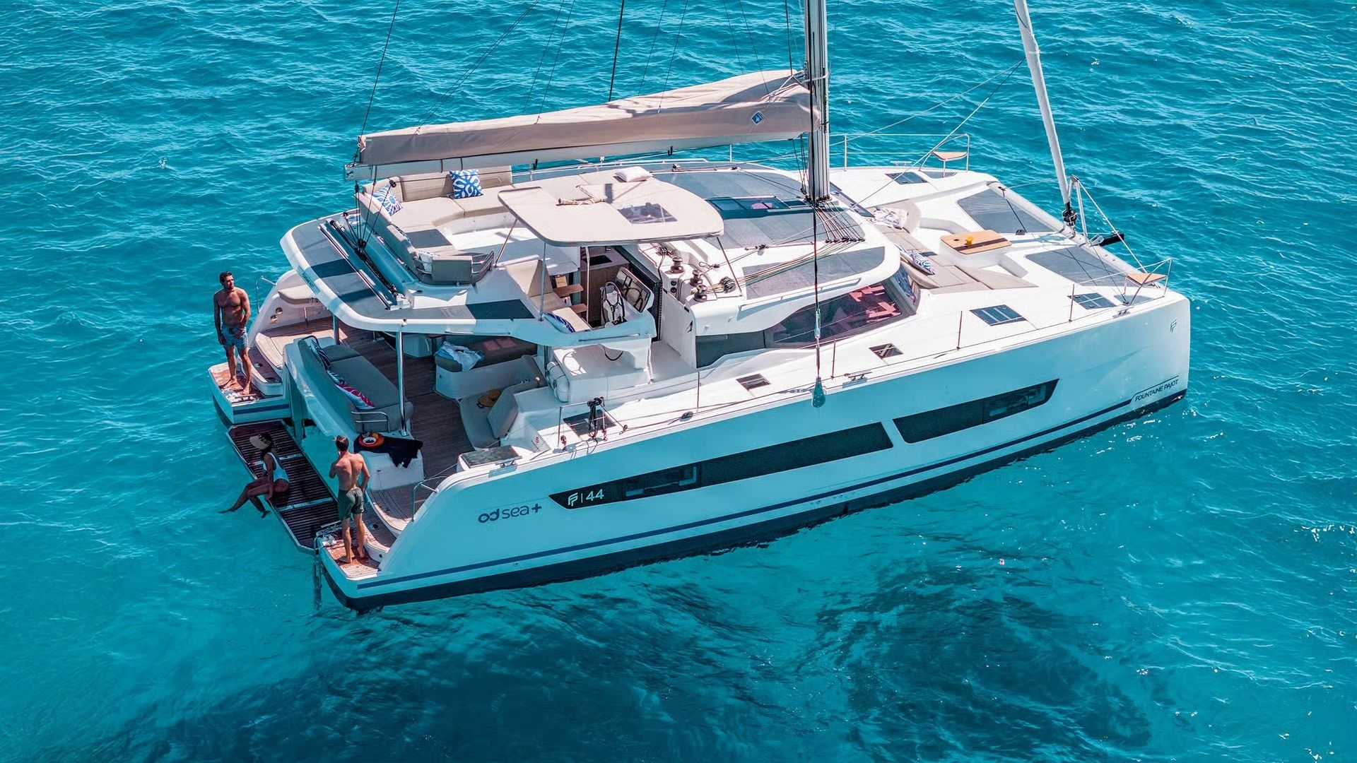 Fountaine Pajot FP44 | Blue Argo