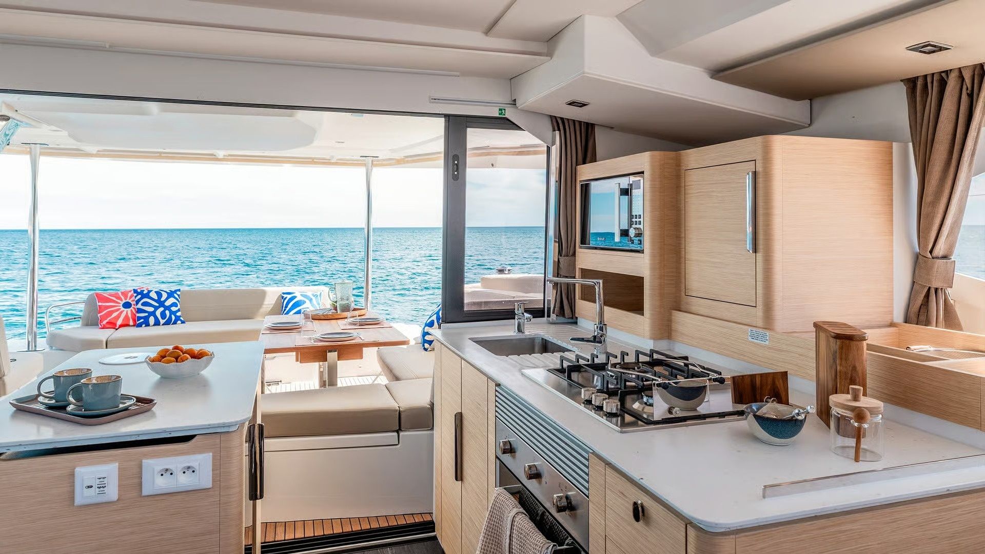 Fountaine Pajot FP44 | Blue Argo