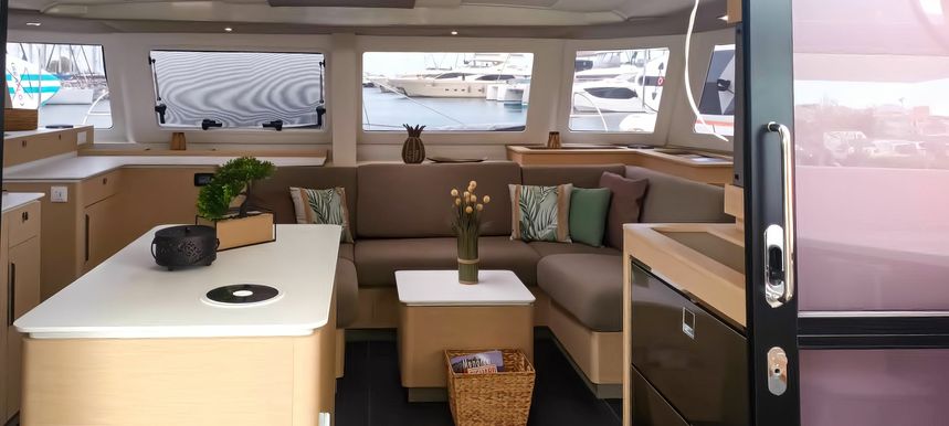Fountaine Pajot FP44 | Blue Argo