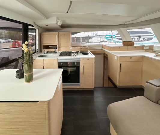 Fountaine Pajot FP44 | Blue Argo