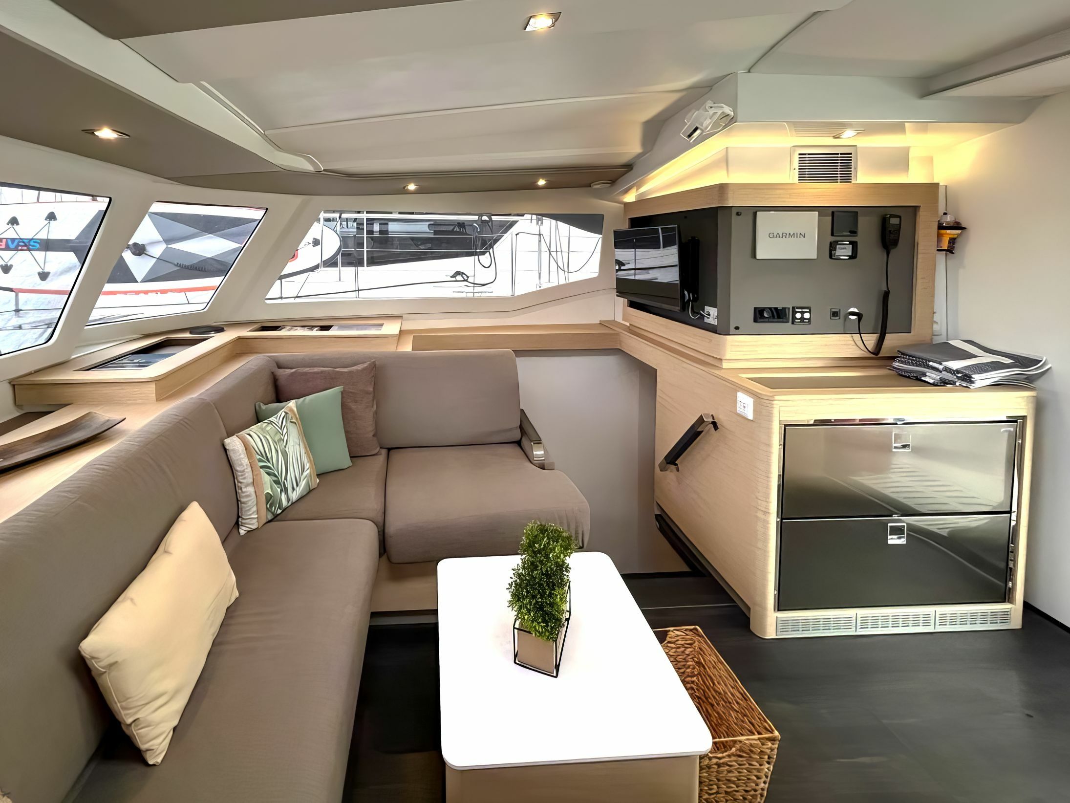 Fountaine Pajot FP44 | Blue Argo