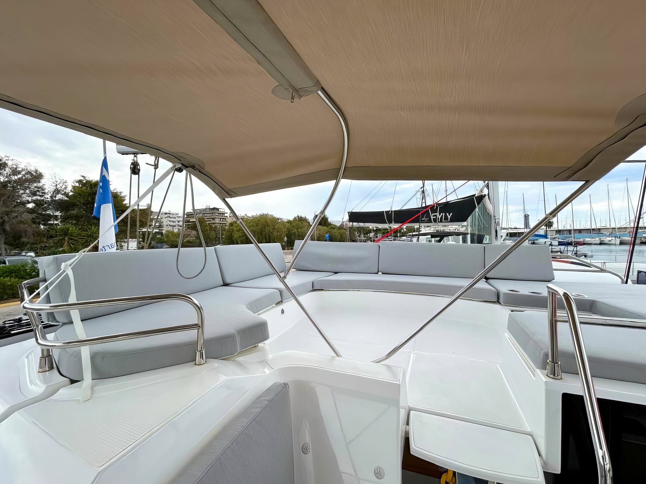 Fountaine Pajot FP44 | Blue Argo