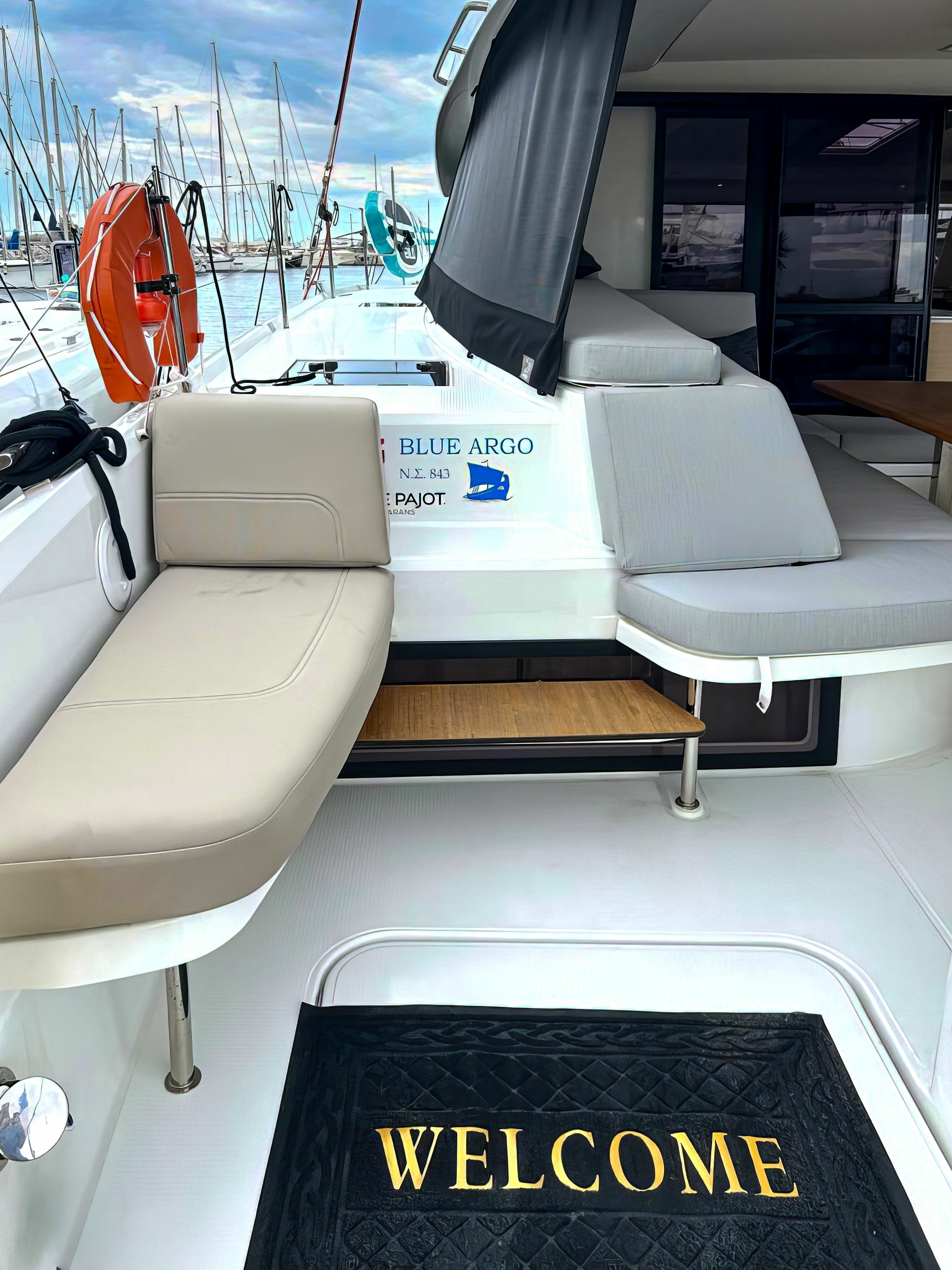 Fountaine Pajot FP44 | Blue Argo