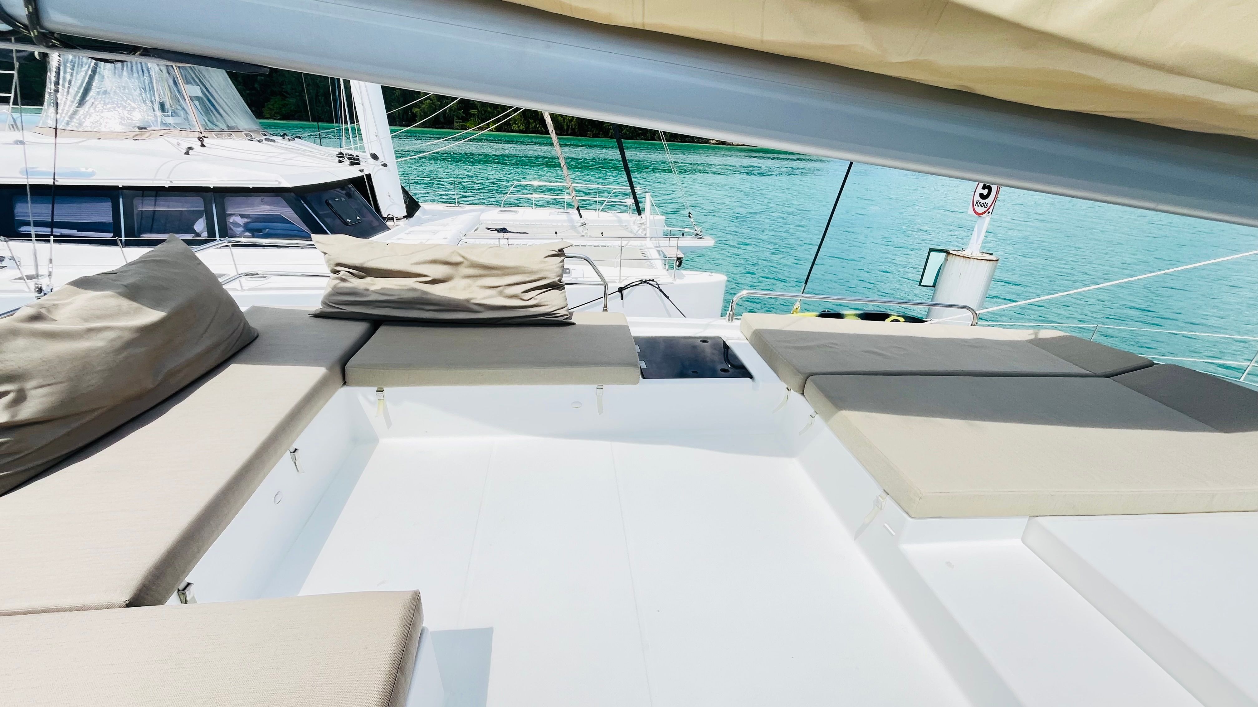 Fountaine Pajot Saba 50 | Incognito