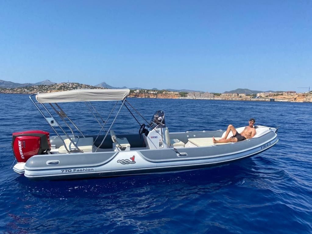MV Marine 770 | Flash