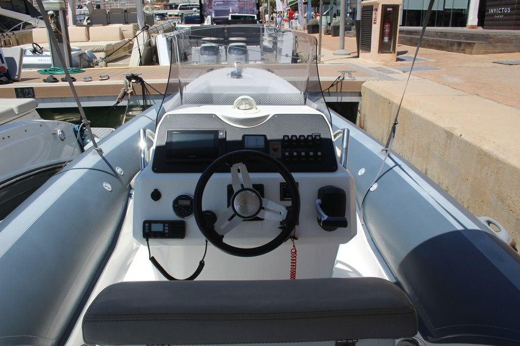 MV Marine 25 | Moby