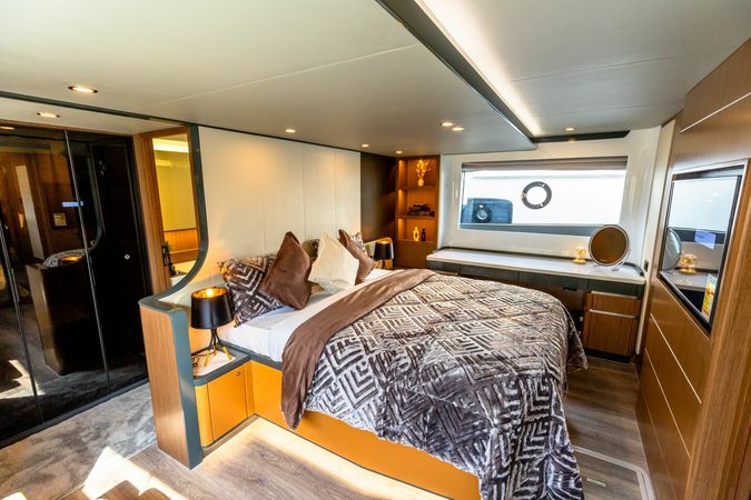 Custom Built 63 | Amie