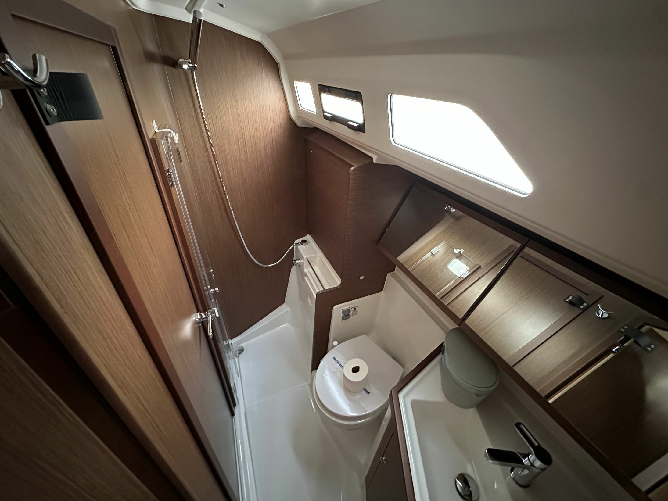 Beneteau Oceanis 40.1 | Namaka Ekolu