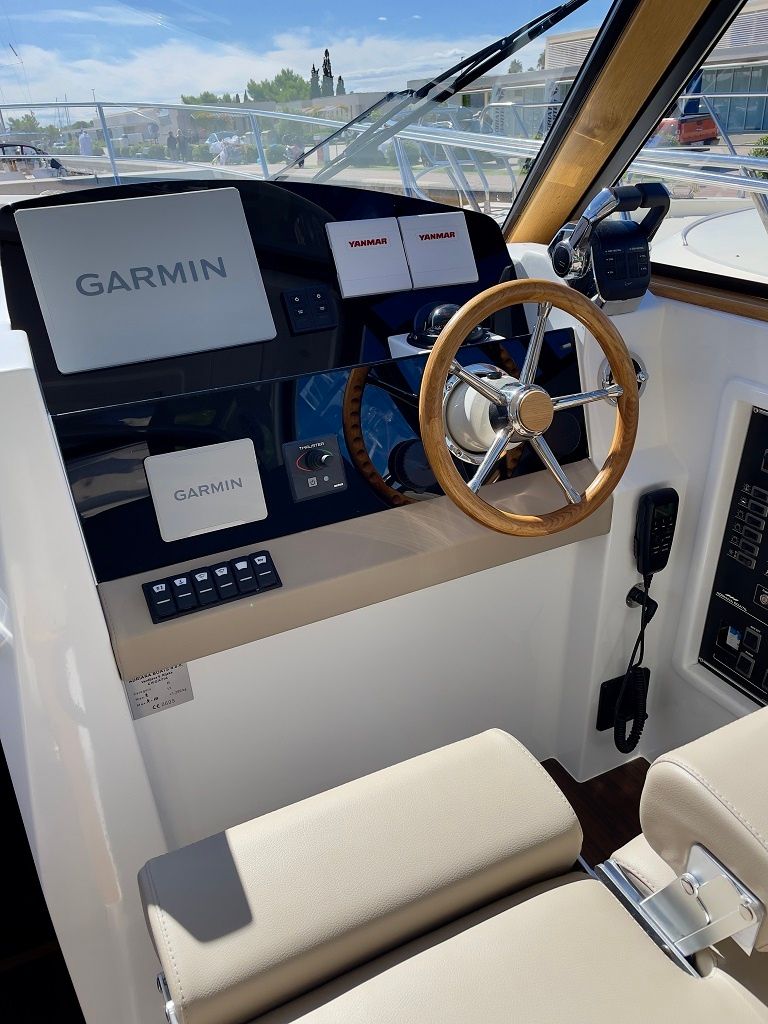 SAS Vektor Adriana 44 | Baby Blue