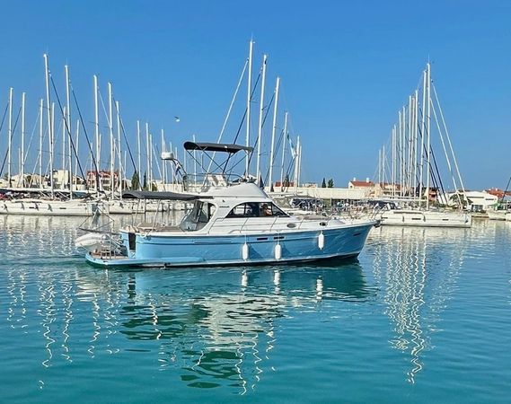 SAS Vektor Adriana 44 | Baby Blue
