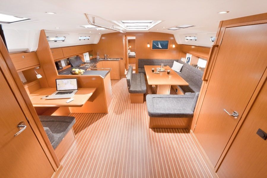 Bavaria Cruiser 50 | Aphrodite