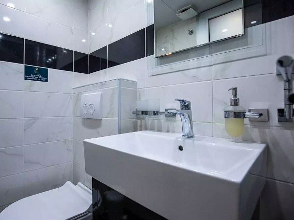 Custom Built 115 | MB Adriatic Queen