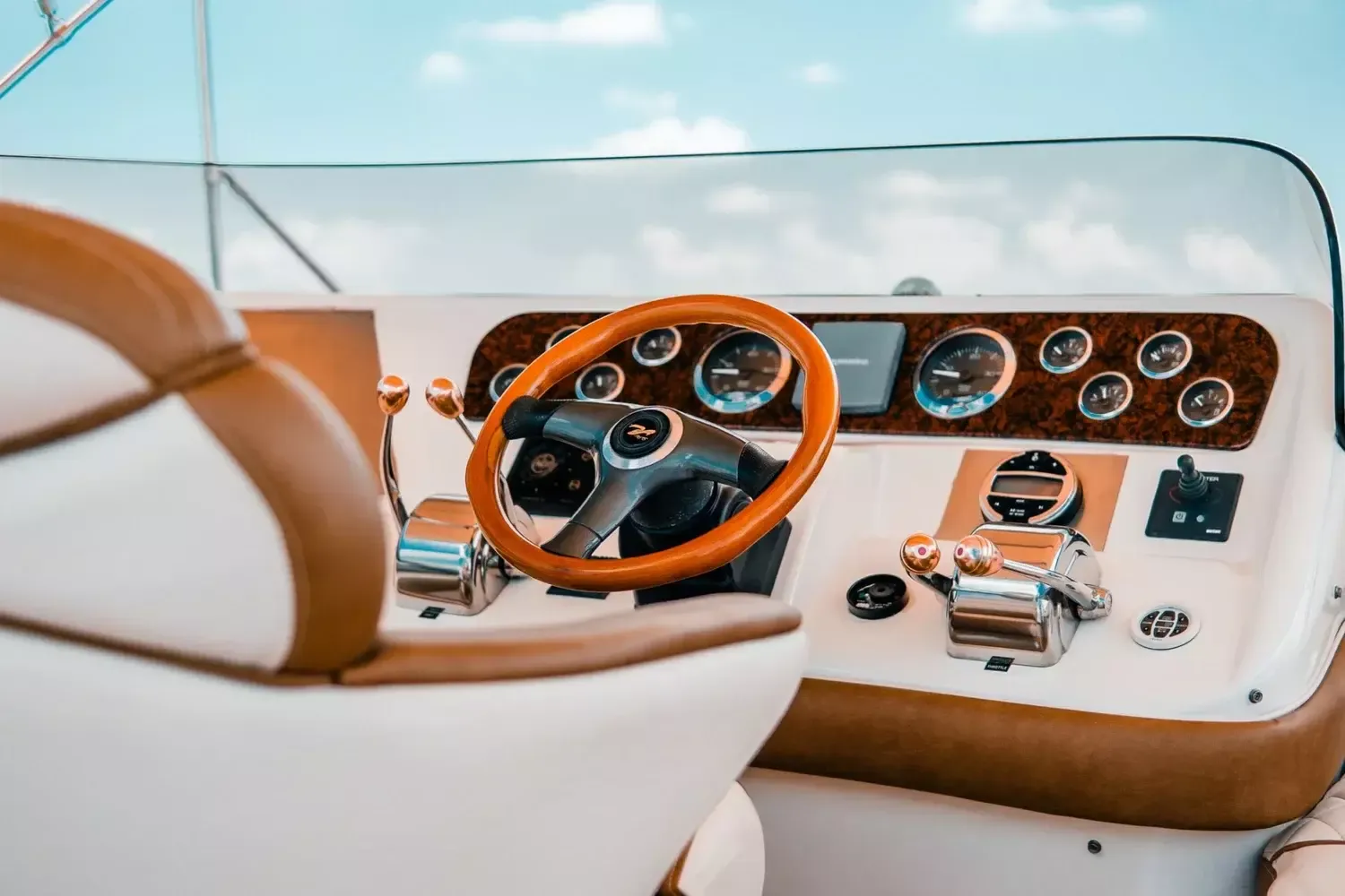 Sea Ray 450 | Mr. Sea