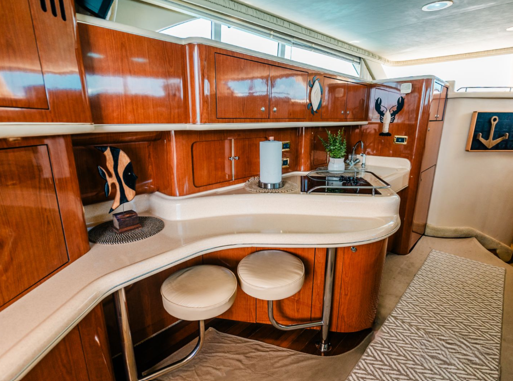 Sea Ray 450 | Mr. Sea