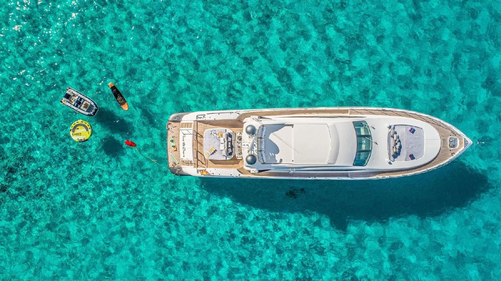 Mangusta 92 | Five Stars