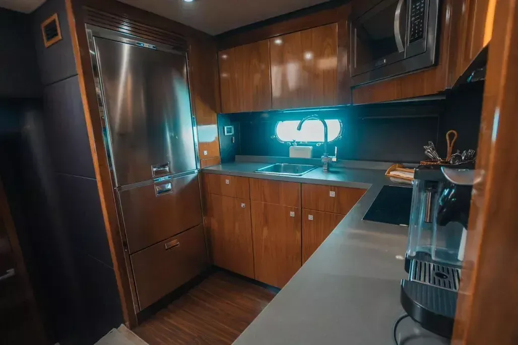 Sunseeker Predator 60 | Tatabu