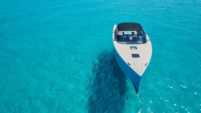 Van Dutch 40 | Blue Steel