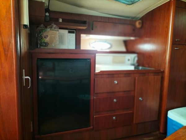 Tiara 3500 Express | Tango