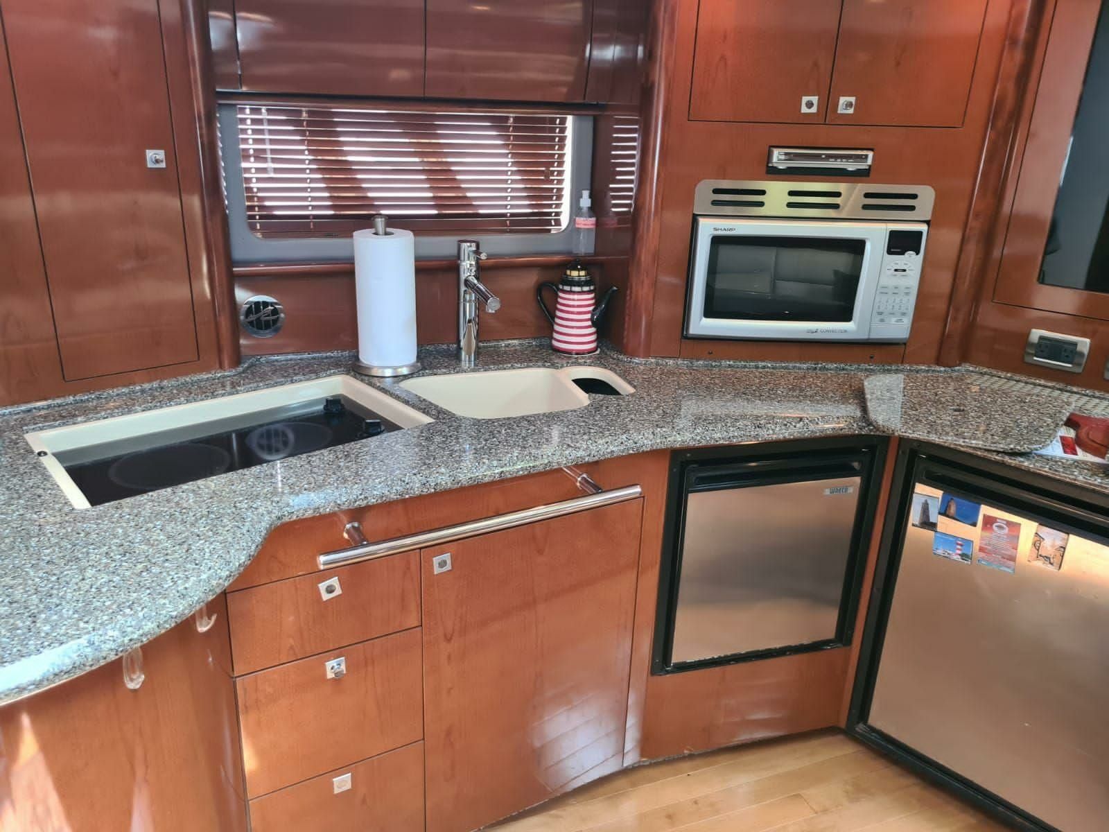 Sea Ray Sundancer 44 | Marcello