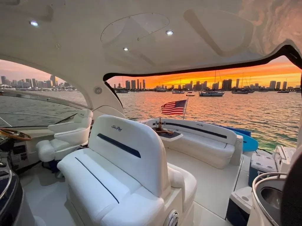 Sea Ray 420 Sundancer | Pirentinha