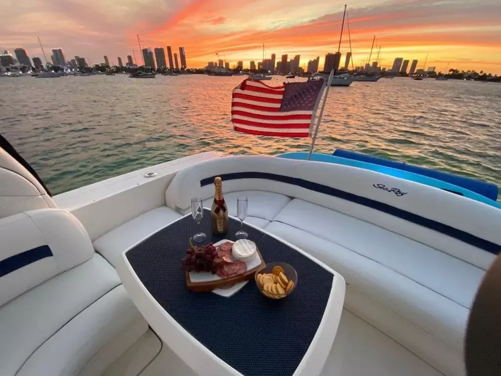 Sea Ray 420 Sundancer | Pirentinha