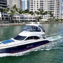 Sea Ray 56 | Lady Skarlet