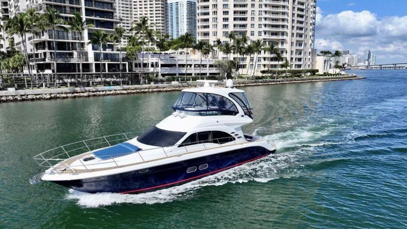 Sea Ray 56 | Lady Skarlet