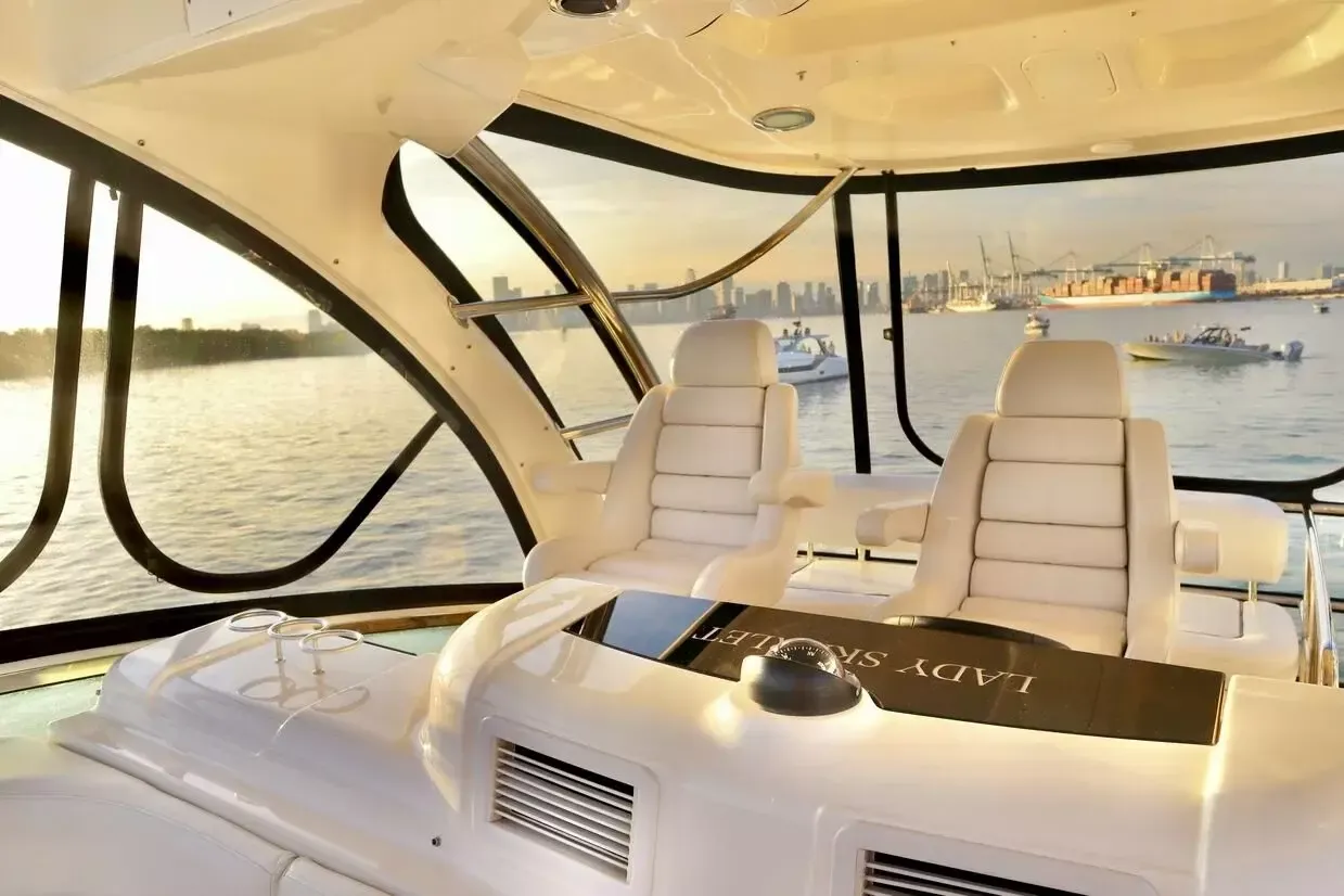 Sea Ray 56 | Lady Skarlet