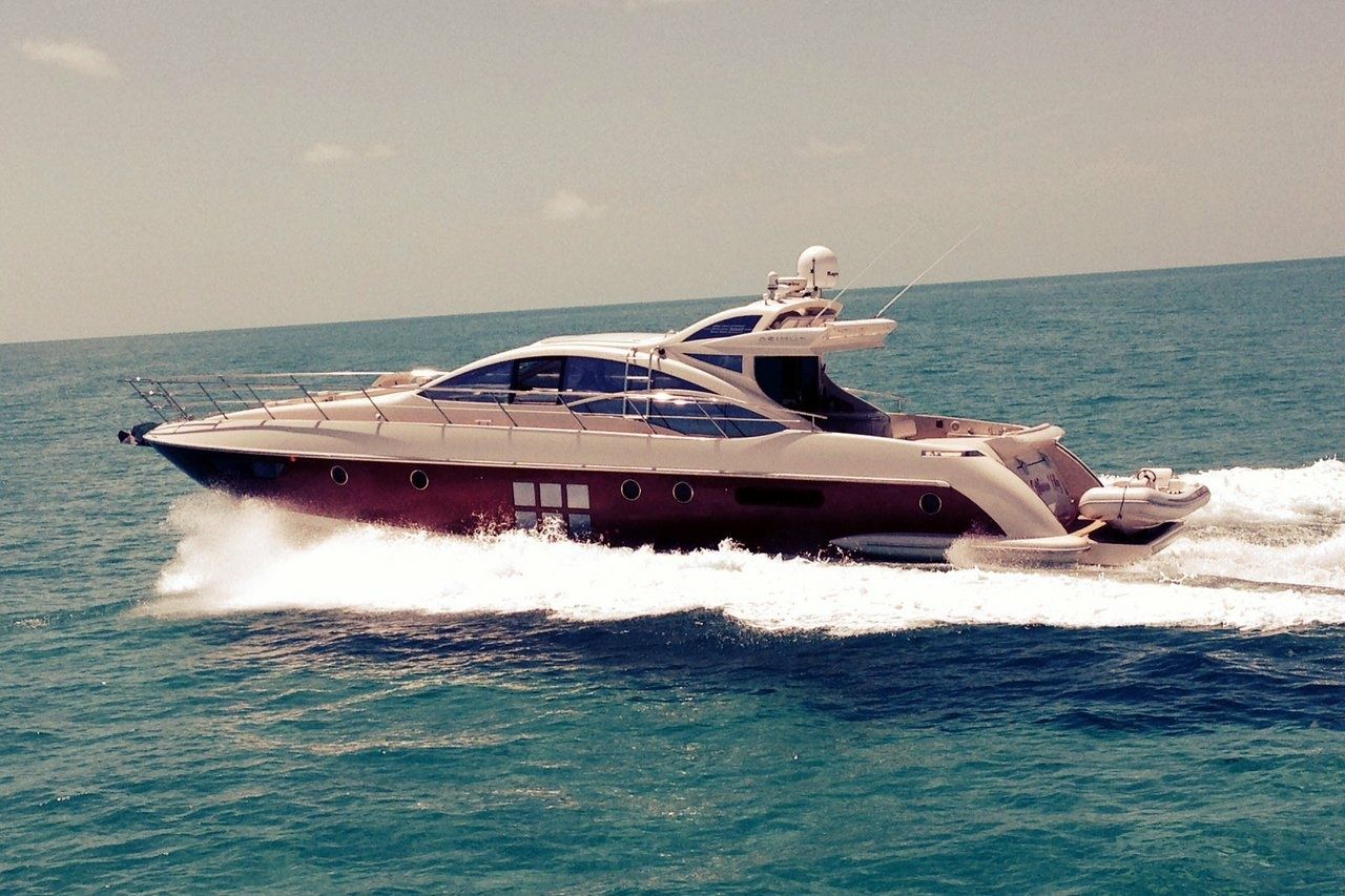 Azimut 62 S | Warren Kelly
