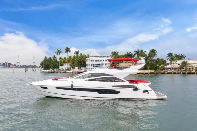 Sunseeker Manhattan 70 | Gem