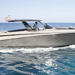 Canados Gladiator 493 | Grand
