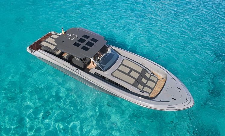 Canados Gladiator 493 | Grand