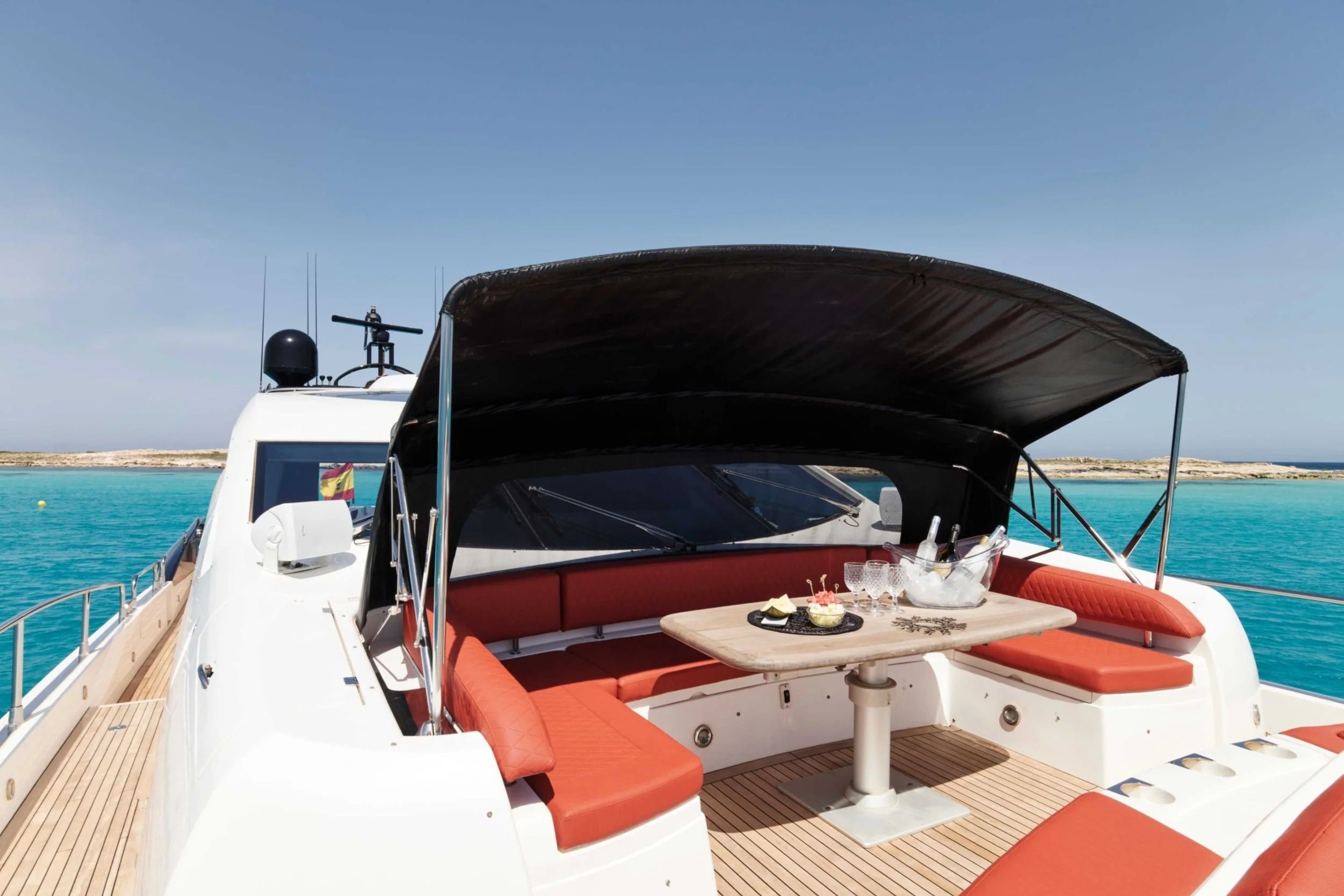 Sunseeker Predator 92 | UM7