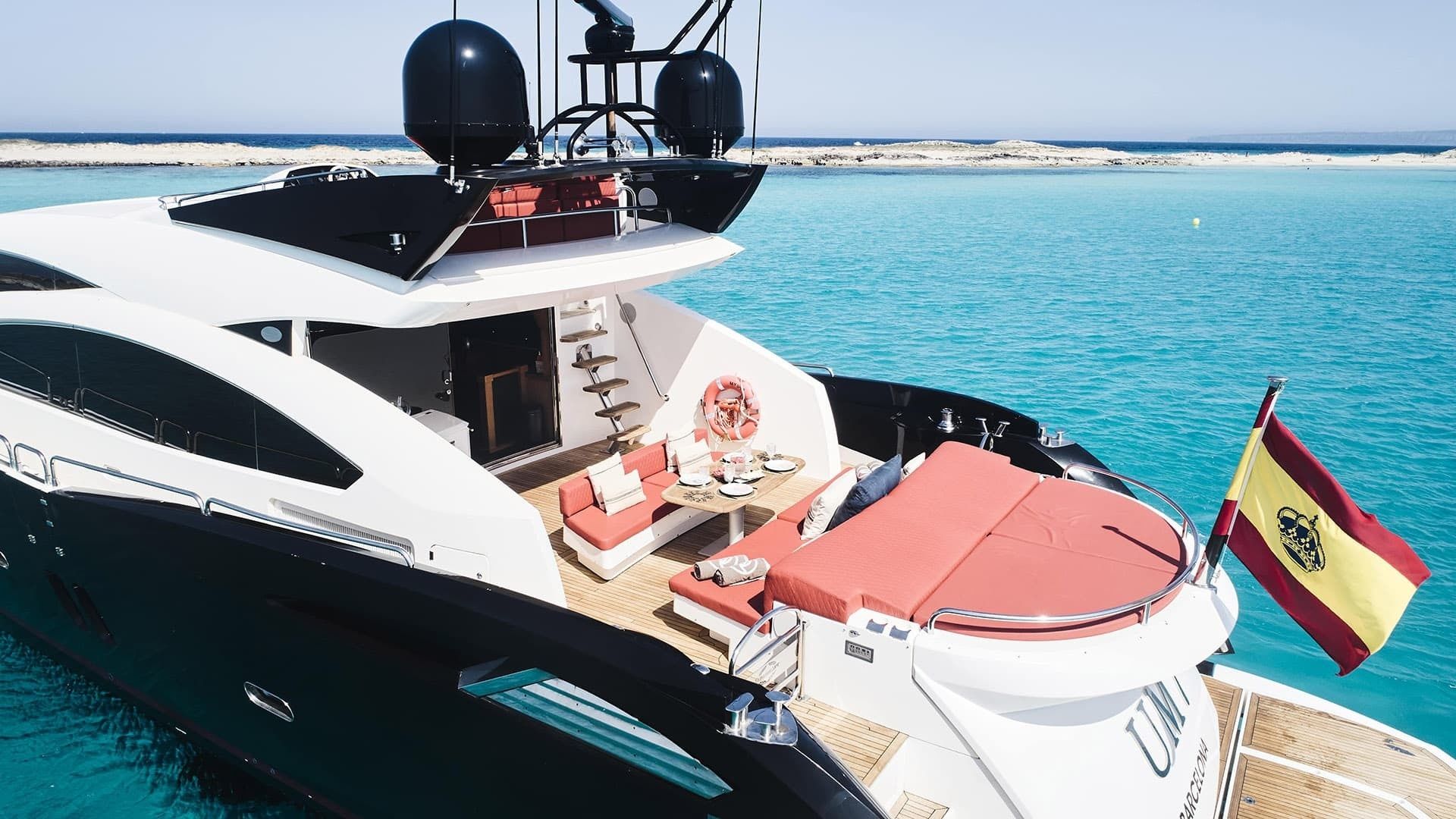 Sunseeker Predator 92 | UM7